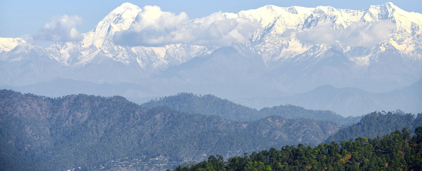 Trek to Zero Point for stunning Himalayan Vistas